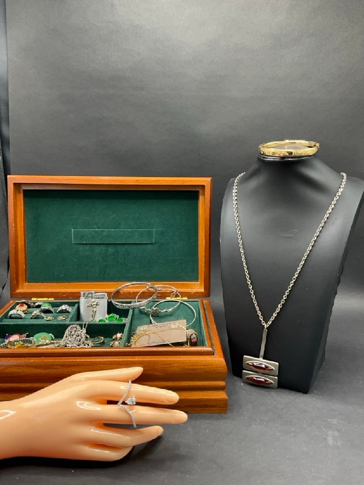 Jewelry Box with Costume Jewelry w/ Jorge Jensen: Jewelry Box with Costume Jewelry Contents w/ Jorge Jensen.