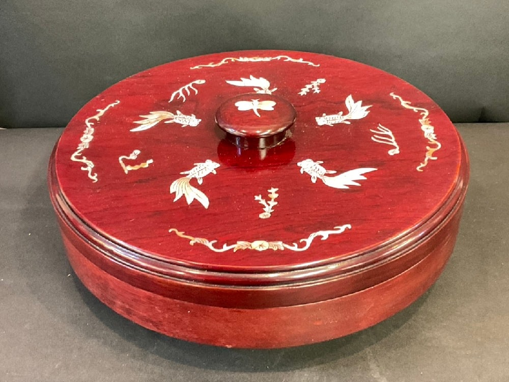 Vintage Asian Lazy Susan w/ Mother of Pearl Inlay: Vintage Asian Lazy Susan w/ Mother of Pearl Inlay. Lacquered box. Dimensions; 5” x 12 1/2”
