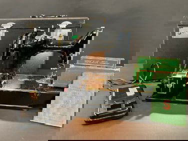 Singer Featherweight Sewing Machine