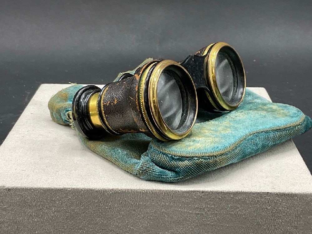 Antique Tiffany & Co Opera Glasses (1 of 5)