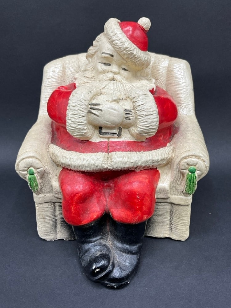 Vintage Santa Chalkware Piggy Bank (1 of 5)