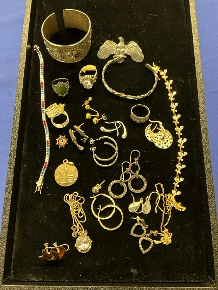 Estate Compiled Sterling Silver Jewelry Group (1 of 11)