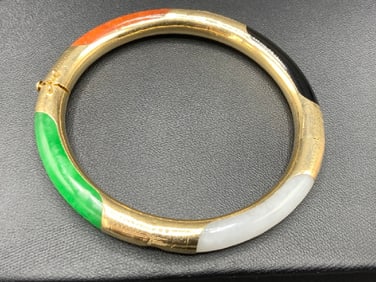 14K Yellow Gold Chinese Jade Hinged Bangle Bracelet