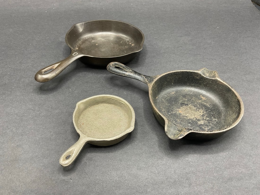 Three (3) Miniature Cast Iron Skillets (1 of 7)