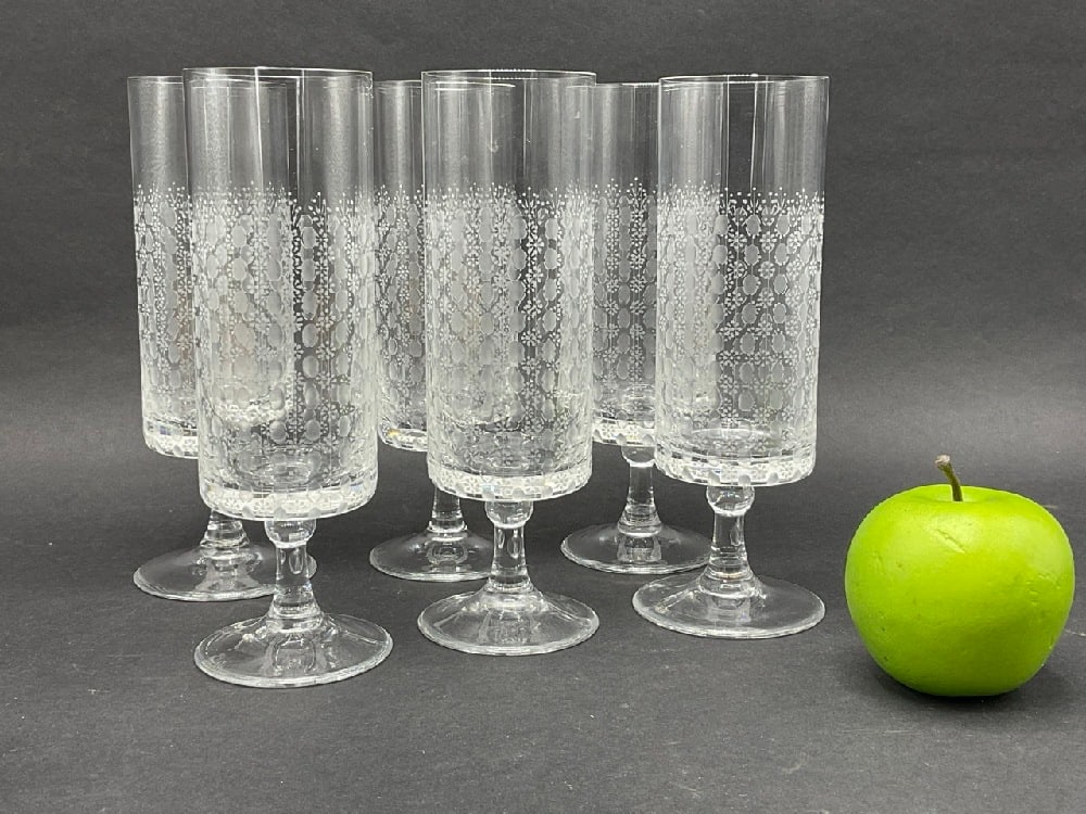 Set of Six (6) Rosenthal Romance Glass Water Goblets: Set of Six (6) Rosenthal Romance Glass Water Goblets. Pilsner style. Designed by Bjorn Winblad. Made in Germany. Inspected and free of chips or cracks. Please see photograph preview.Dimensions: 7 3/4&