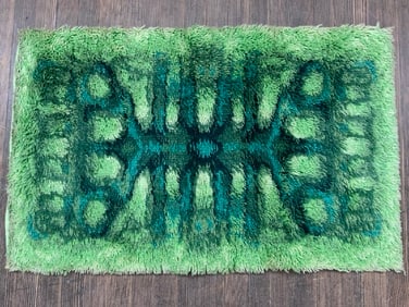 Vintage MCM Shades of Green RYA Wall Hanging from Finland.