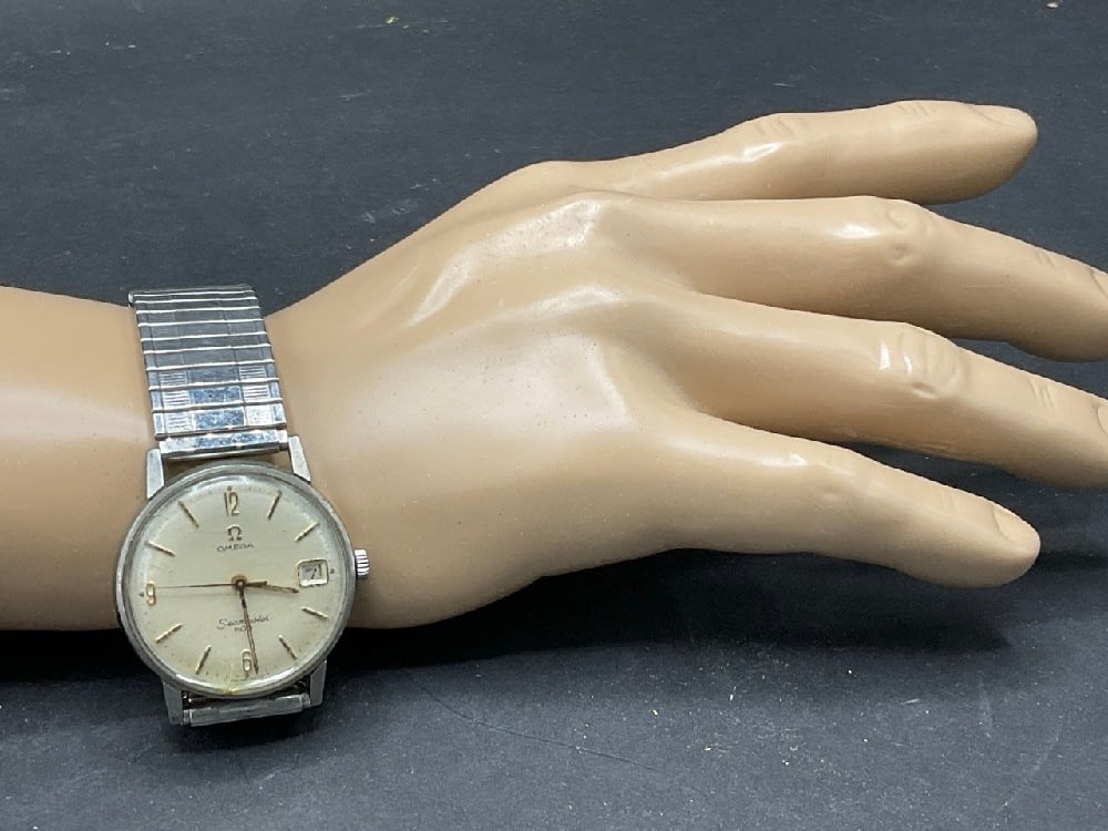 Vintage Omega Seamaster 600 Men’s Wristwatch (1 of 4)