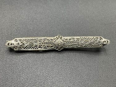 14K White Gold Diamond Filigree Bar Pin