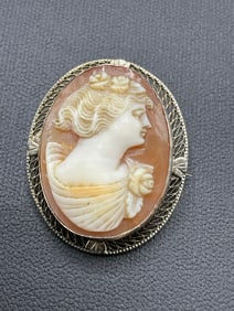 10K White Gold Antique Cameo Pin