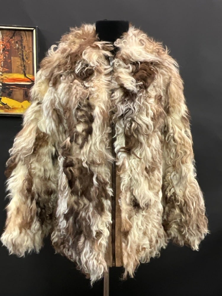 Vintage Curly Lamb’s Wool Coat (1 of 5)