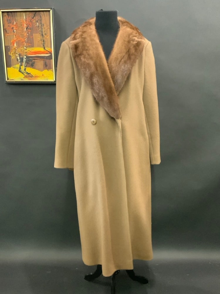 Vintage 60's Broomleigh Brown Wool Coat with Fur Lining (1 of 7)