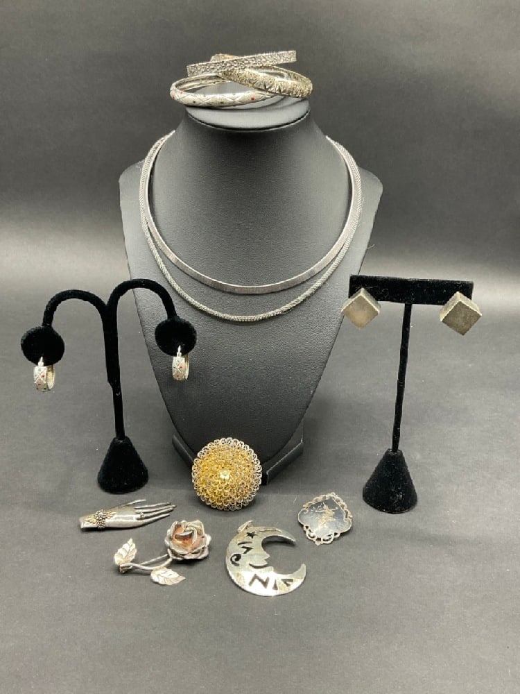 Compiled Sterling Silver Jewelry Group (1 of 6)