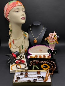 Vintage Bakelite & Plastic Jewelry Goup - (27) Pieces