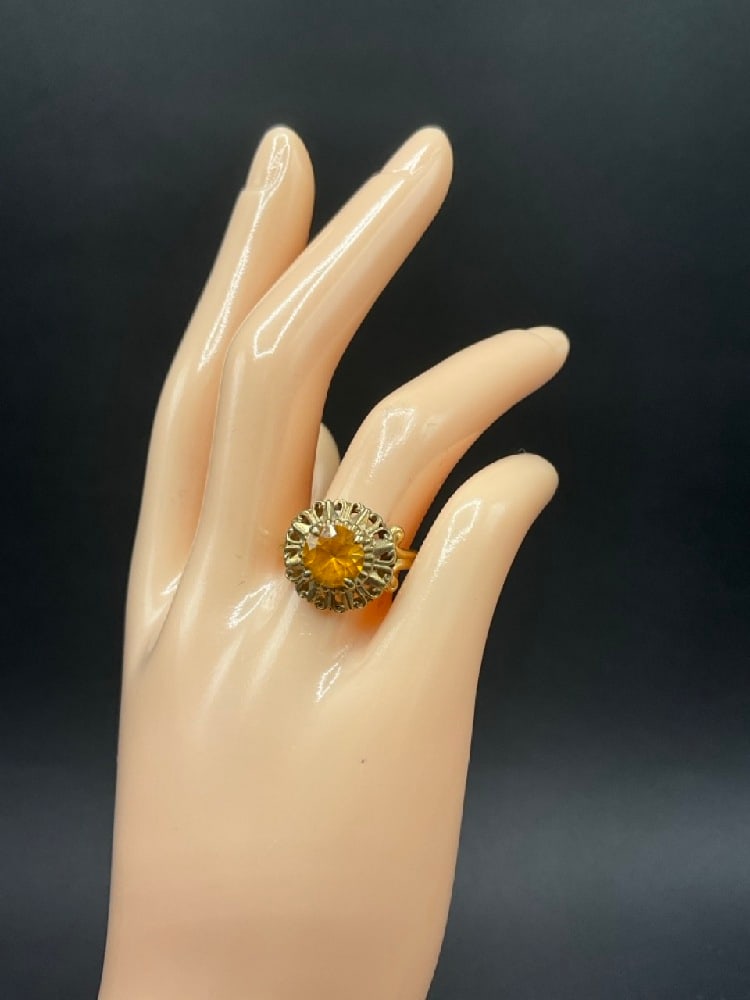 14K Yellow Gold Amber Citrine Lady’s Ring: 14K Yellow Gold Amber Citrine Lady’s Ring.Size 8. Not marked, tested 14K gold. Total weight: 4.4 grams.
