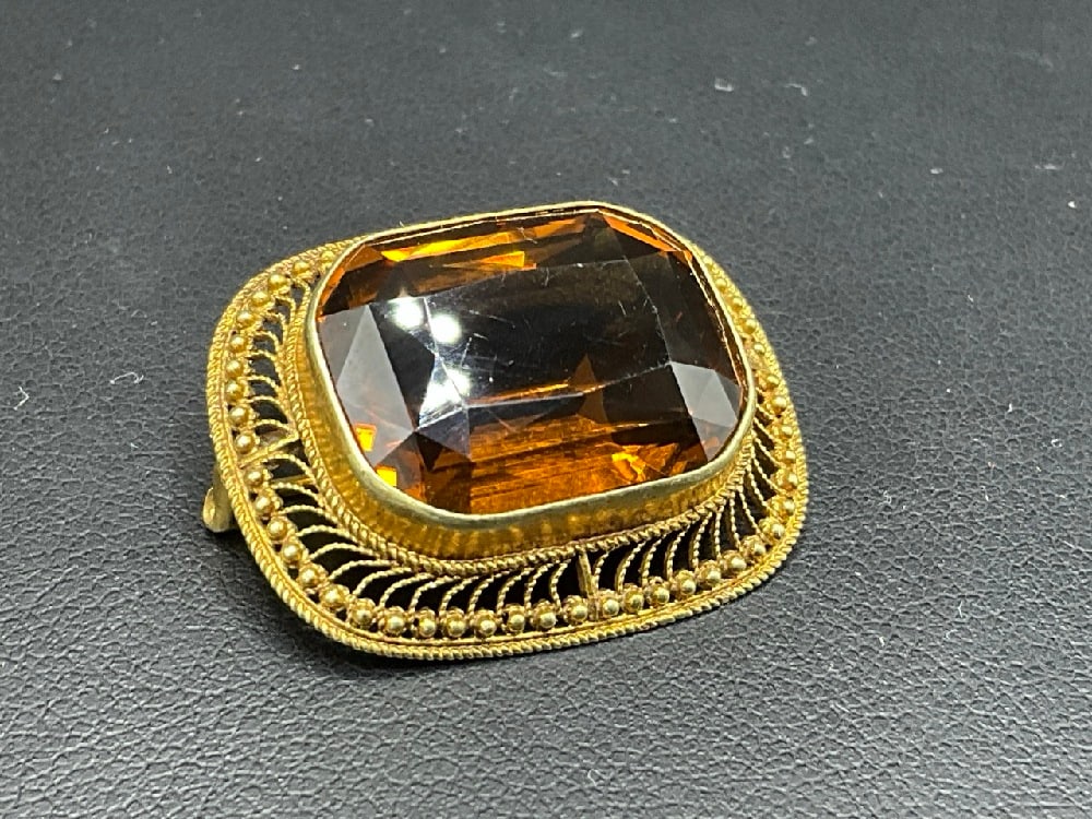 14K Yellow Gold Citrine Brooch/Pin (1 of 3)