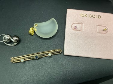 Four (4) Small 10K and 14K Jewelry Pieces