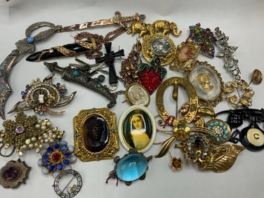 Vintage Estate Jewelry Lot with Hollycroft, Coro, and Gold Filled