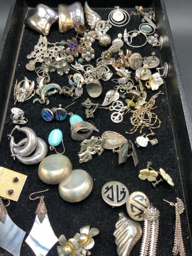 Large Group Compiled Sterling Silver Earrings: Large Group Compiled Sterling Silver Earrings. Mostly vintage. As seen in photograph preview. Total Weight 350 grams