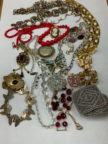 Vintage Costume Jewelry Grouping