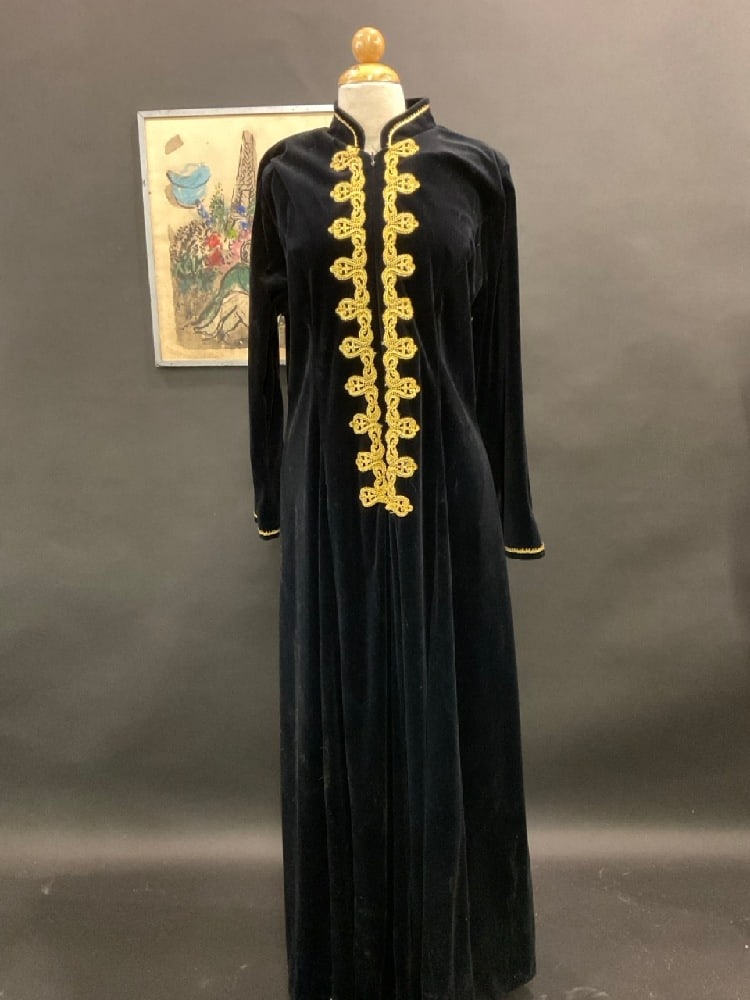 Vintage 70's David Brown for Sak's Fiifth Avenue Long Velvet Dress (1 of 6)