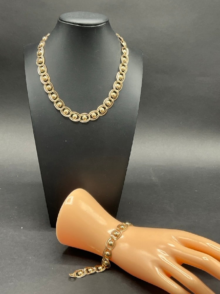 Vintage 14K Yellow Gold Necklace and Bracelet Set (1 of 5)