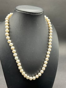 14K Pearl Necklace 17" Length