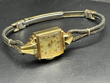 14K Yellow Gold Hamilton Lady's Wristwatch.