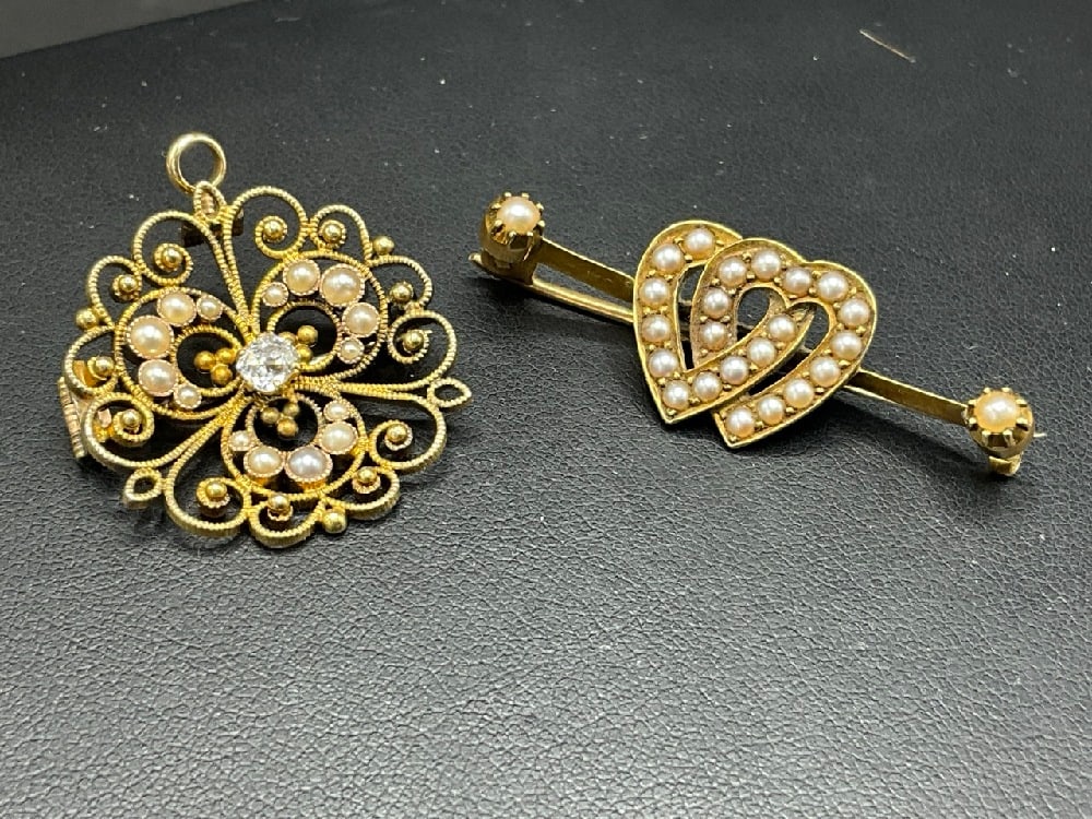 Two (2) Vintage 10K Yellow Gold, Seed Pearl and Diamond Pins (1 of 6)