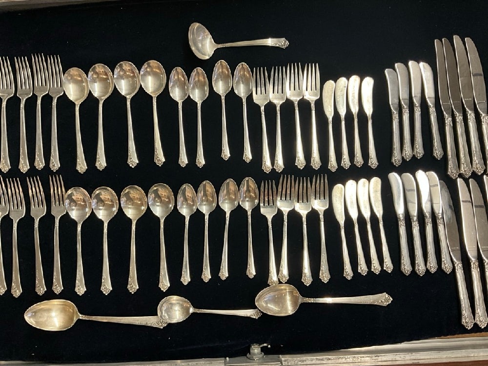 60 Pc. Sterling Silver Flatware Service Damask Rose by Heirloom Sterling (1 of 6)