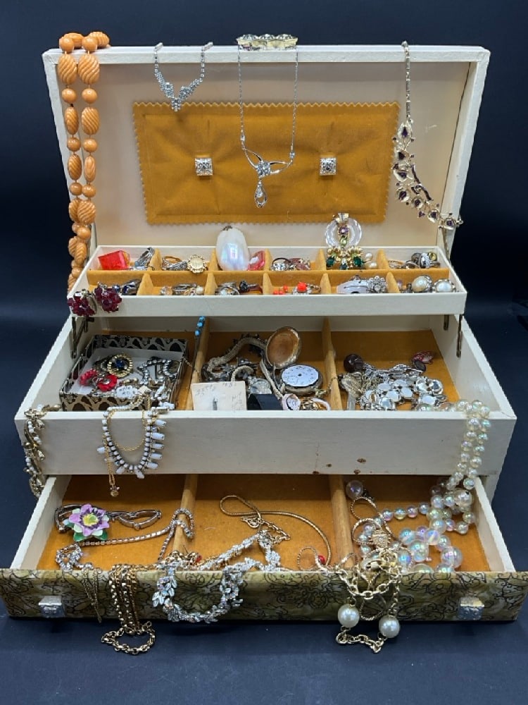 Large Vintage Costume Jewelry Lot w/ Jewelry Box: Large Vintage Costume Jewelry Lot w/ Jewelry Box - Sterling Silver, Coro, Crown Trifari, Vendome, Artone, Darius, Panetta etc.