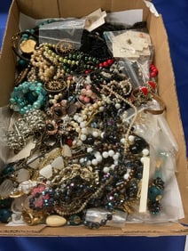 Costume Jewelry Box Lot
