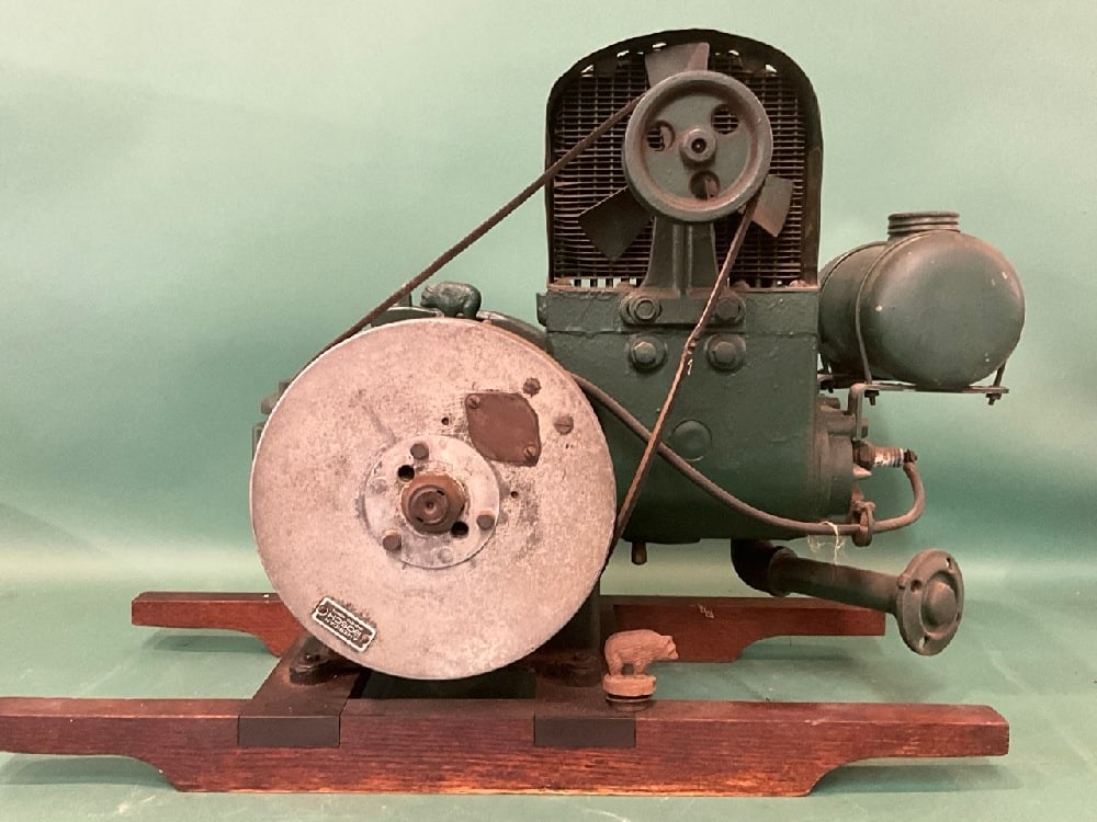 RARE CALDWELL, NEWBURGH NY CUB ENGINE w/Caps (1 of 10)