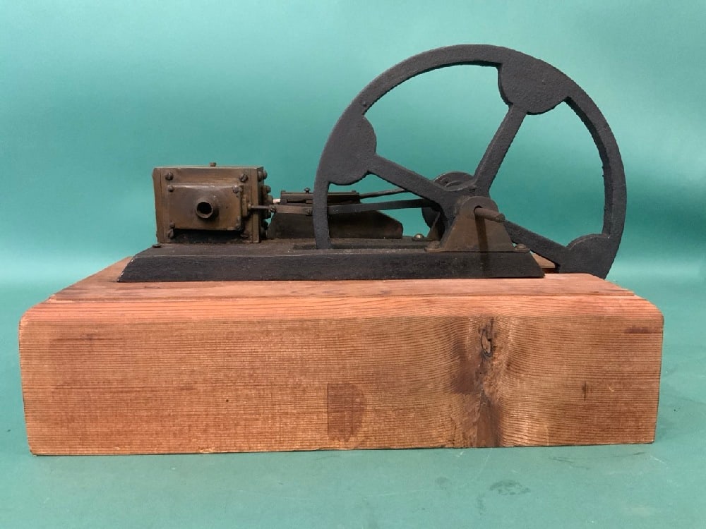 Small Antique Steam Mill Engine (1 of 7)