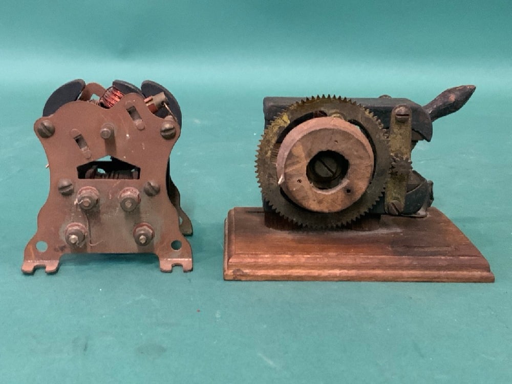 Two (2) Early Unidentified Toy Electric Motors (1 of 5)