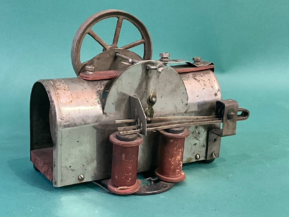 H-K Toy Electric Motor Circa 1905 (1 of 5)
