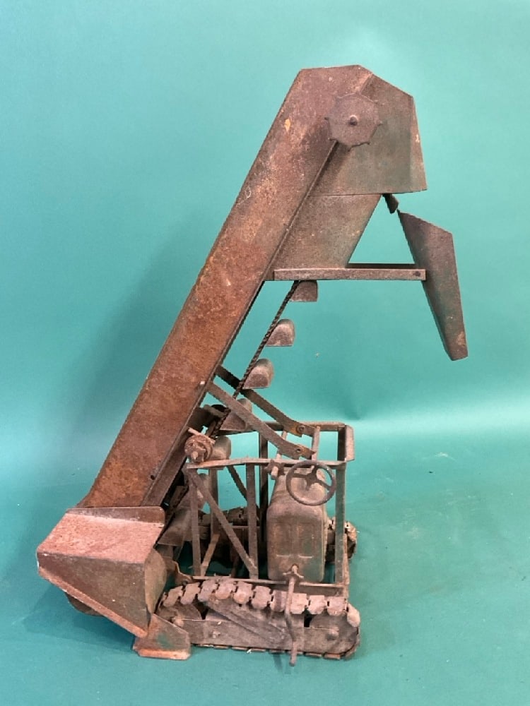 Dopke 18?? Barber Green Loader Toy (1 of 4)