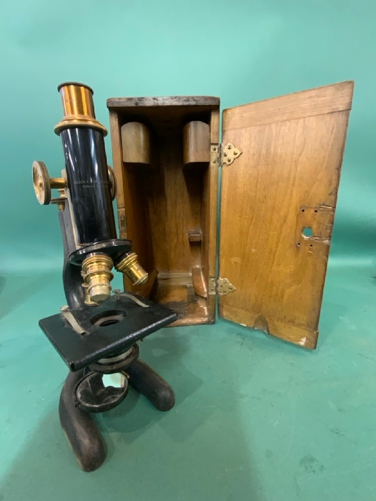 Bausch & Lomb Microscope (1 of 9)