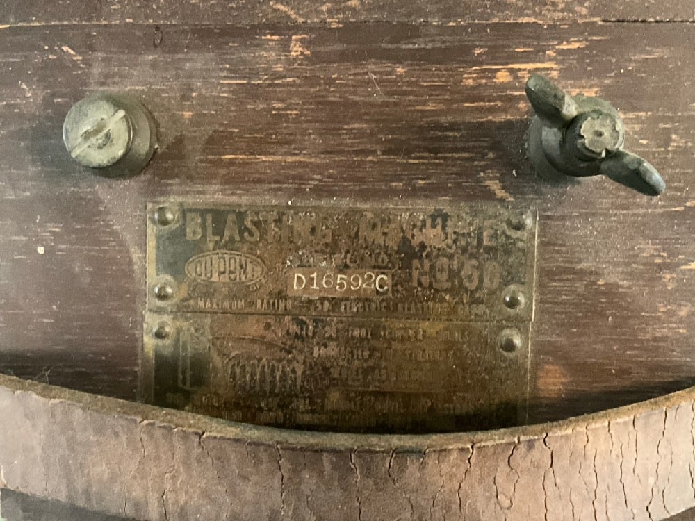 DuPont Blasting Machine #50 - 2