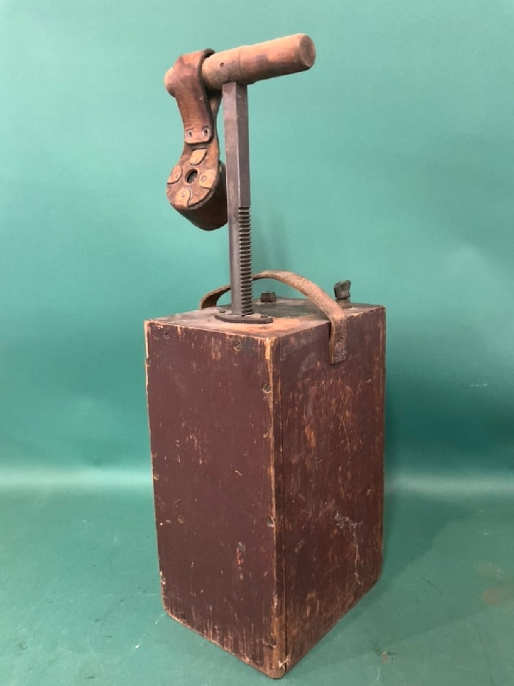 DuPont Blasting Machine #50 - 3