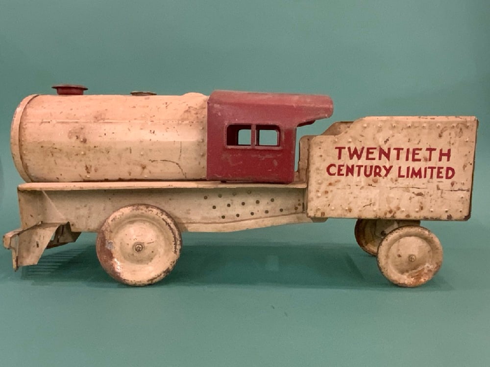 1930’s Steelcraft “Twentieth Century Limited “Ride-On-Train Toy (1 of 6)