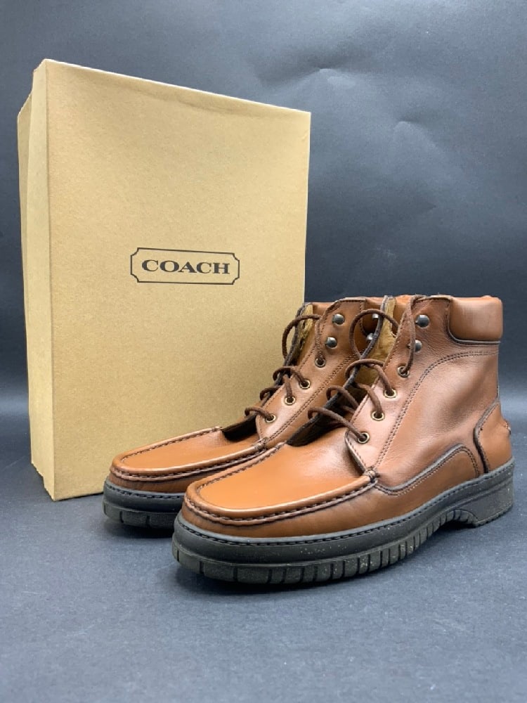 Vintage Coach Jordan Lug Boots - Sz 8B: Vintage Coach Jordan Lug Boots - Sz 8B. Condition - Gently used.