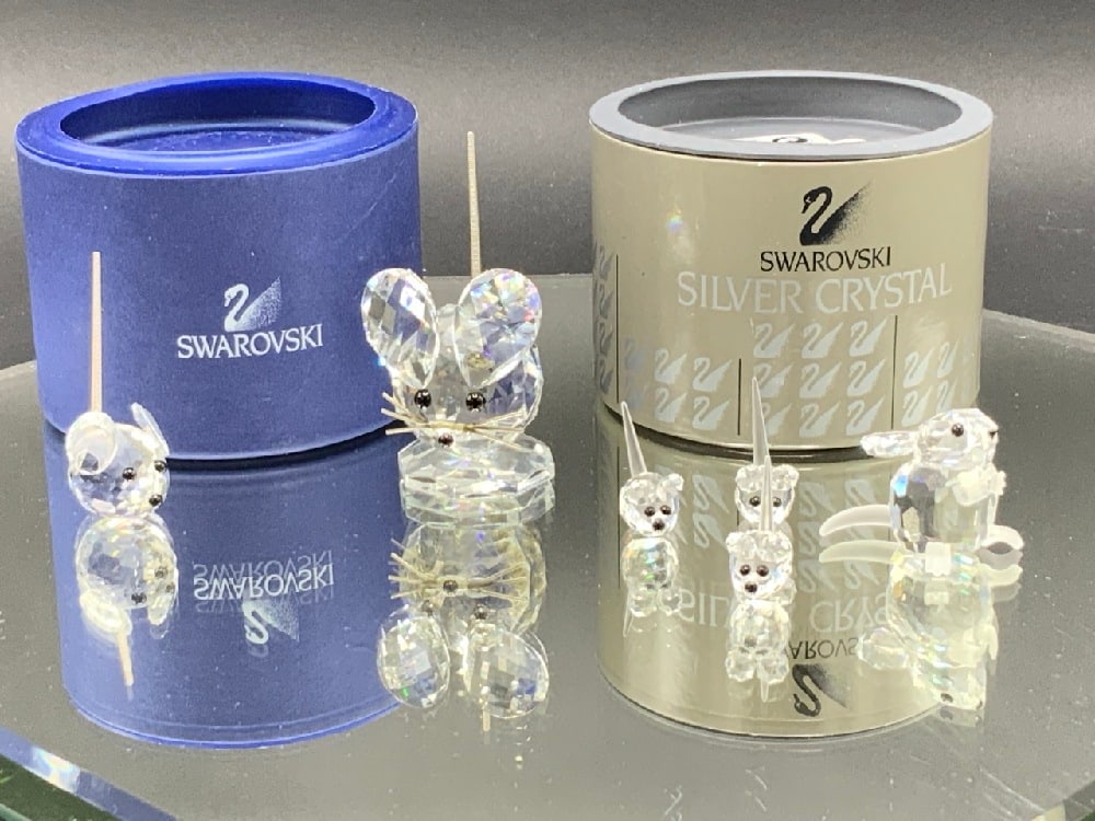 Swarovski Crystal Sitting Mouse with Baby Mice Joined with “ In A Summer Meadow?? Collection (1 of 7)