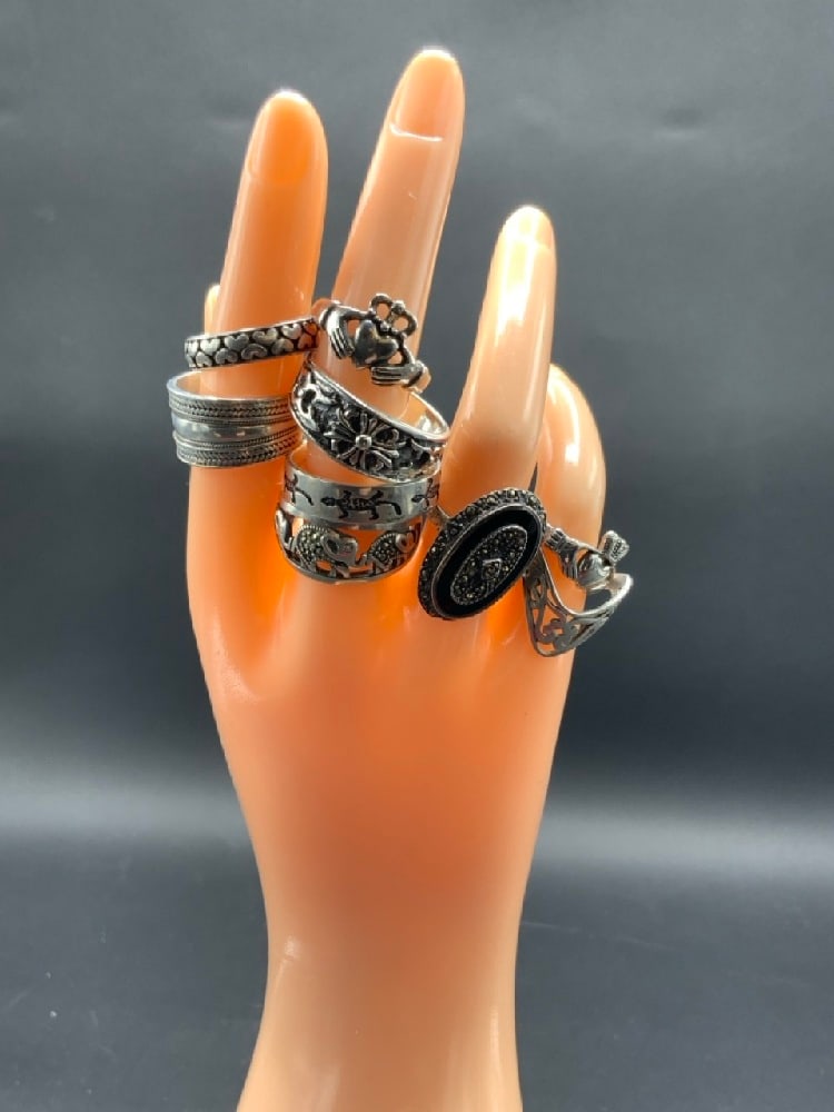 Nine (9) Sterling Silver Rings: Nine (9) Sterling Silver Rings. Total Weight 42.9 g Larger sizes