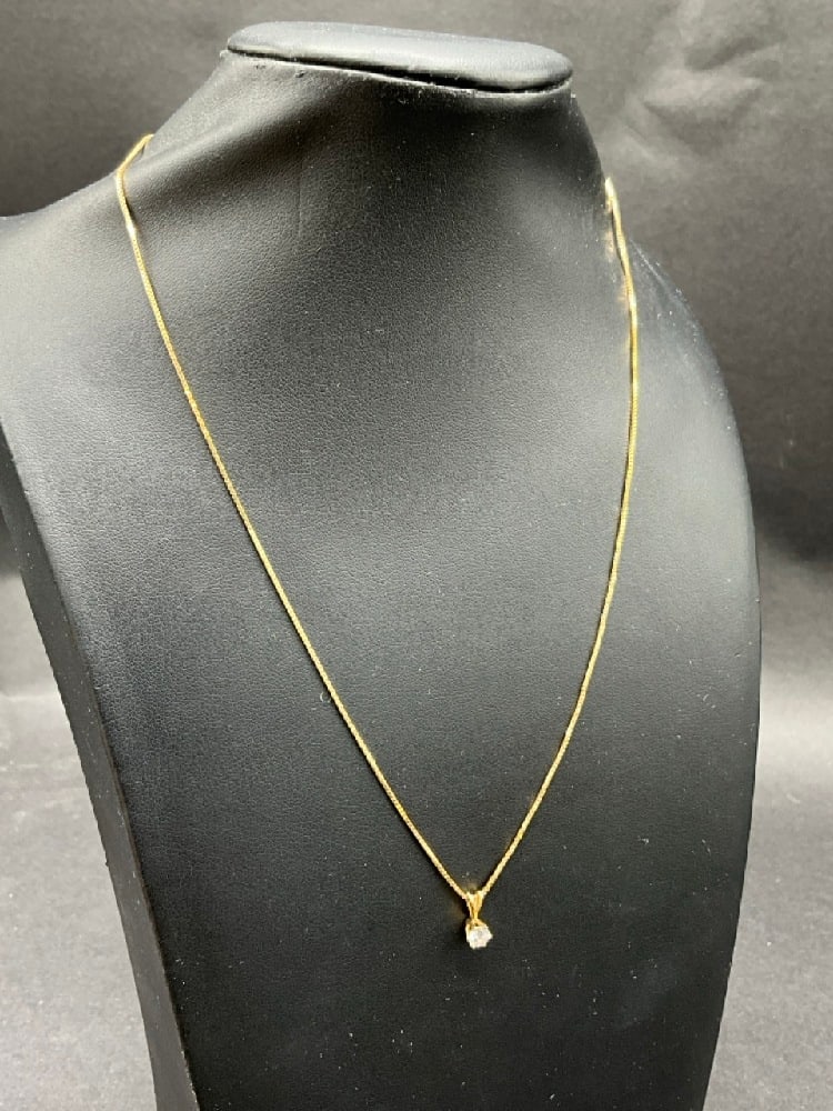 14K Yellow Gold 17" Box Link Necklace with Diamond Solitaire Pendant: 14K Yellow Gold 17" Box Link Necklace with Diamond Solitaire Pendant. Total weight: 2.1 grams.