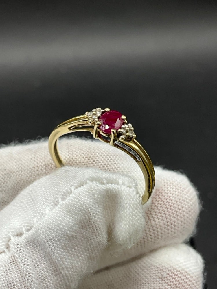 10K Yellow Gold Ruby and Diamond Ring - 3