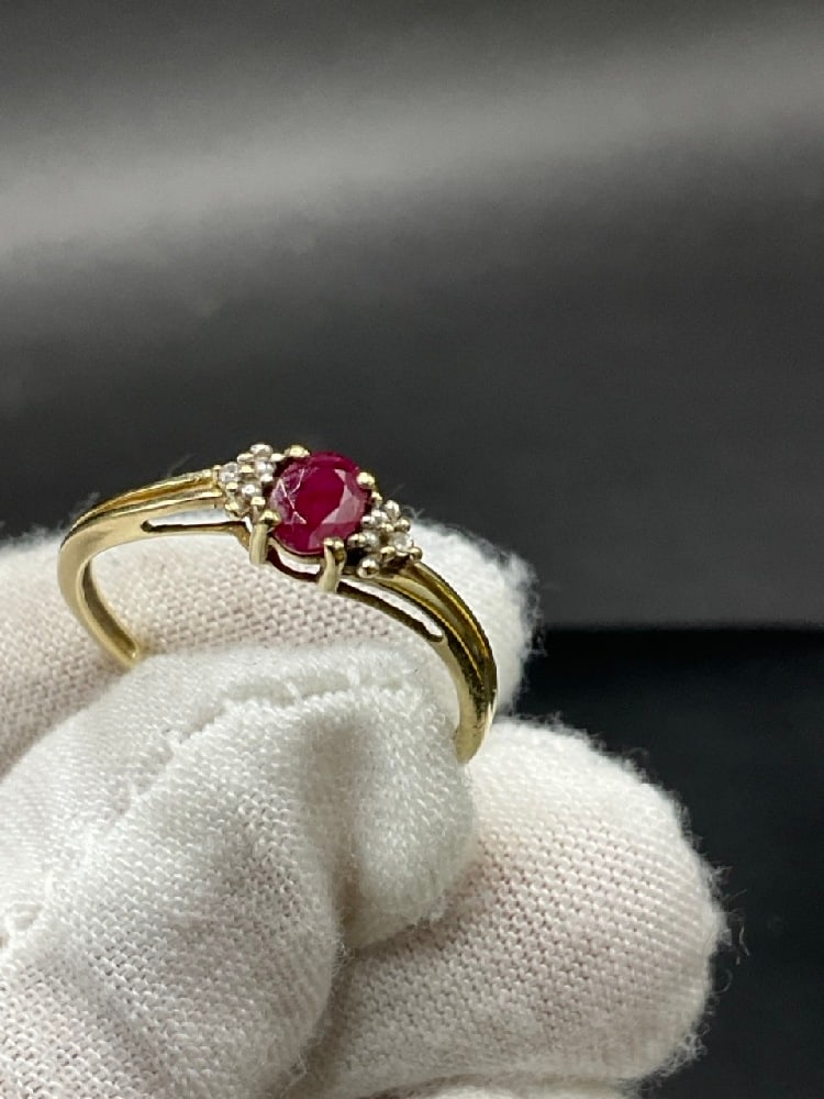 10K Yellow Gold Ruby and Diamond Ring - 4