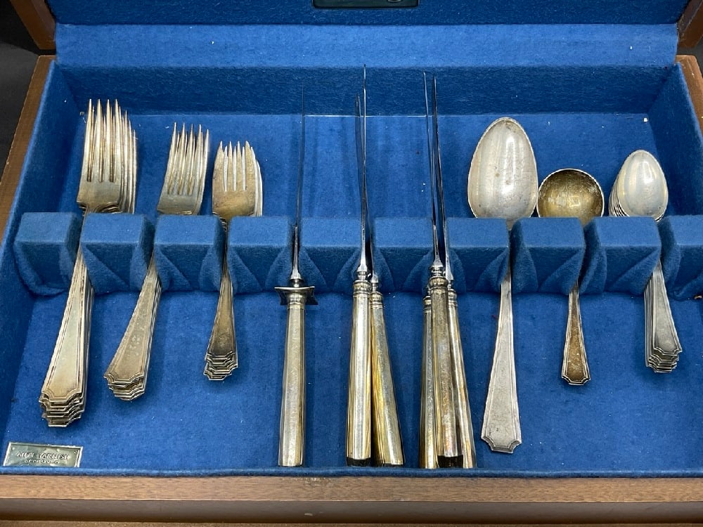 Durgin Sterling Silver Flatware Partial Service (1 of 8)