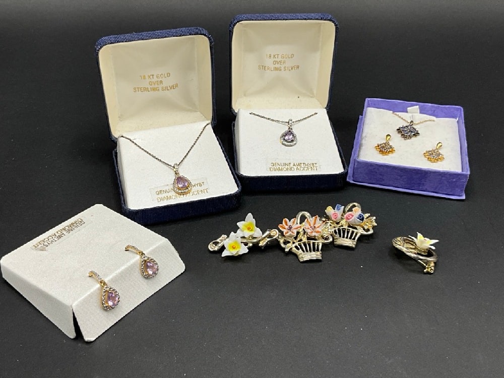 Sterling Silver/ 18K Compiled Jewelry Lot (1 of 6)