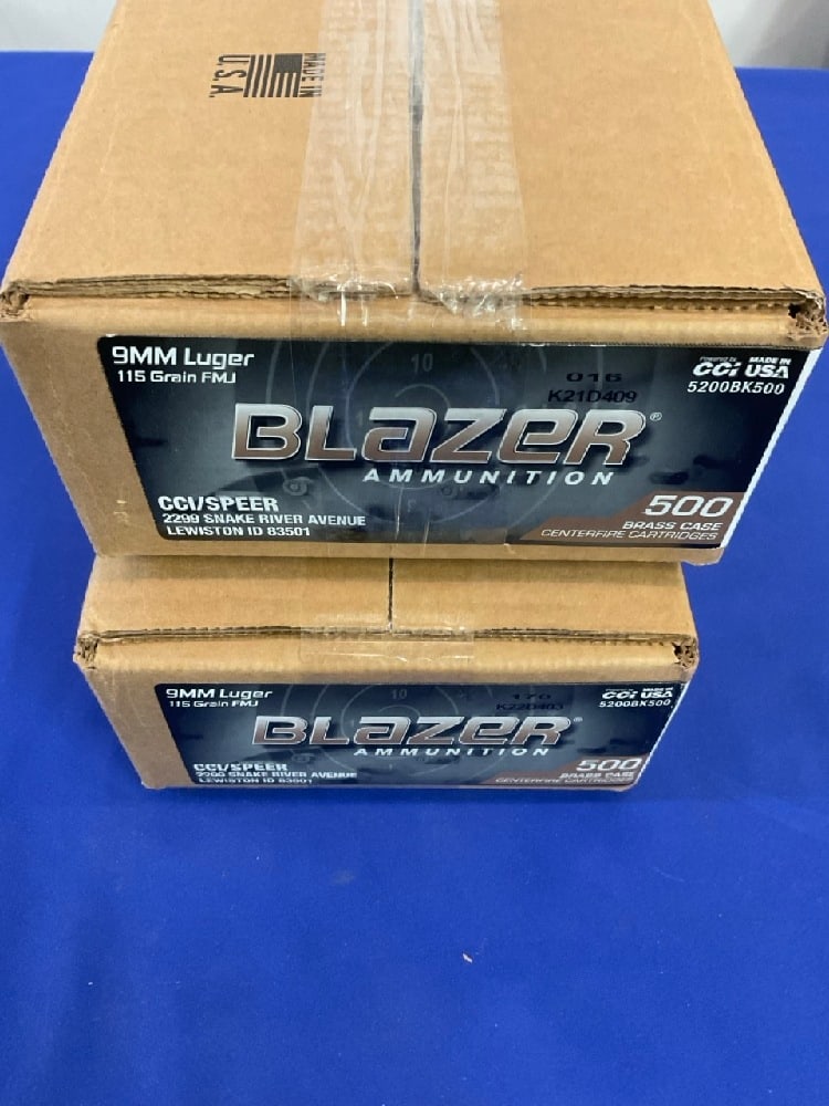 1000 Rounds Blazer 9mm Luger FMJ 115 Grain Brass Case: 1000 Rounds Blazer 9mm Luger FMJ 115 Grain Brass Case Ammo.