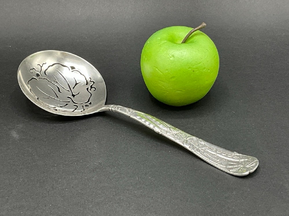 Tiffany & Co. Vine Pattern Sterling Silver "Pea" Spoon (1 of 5)